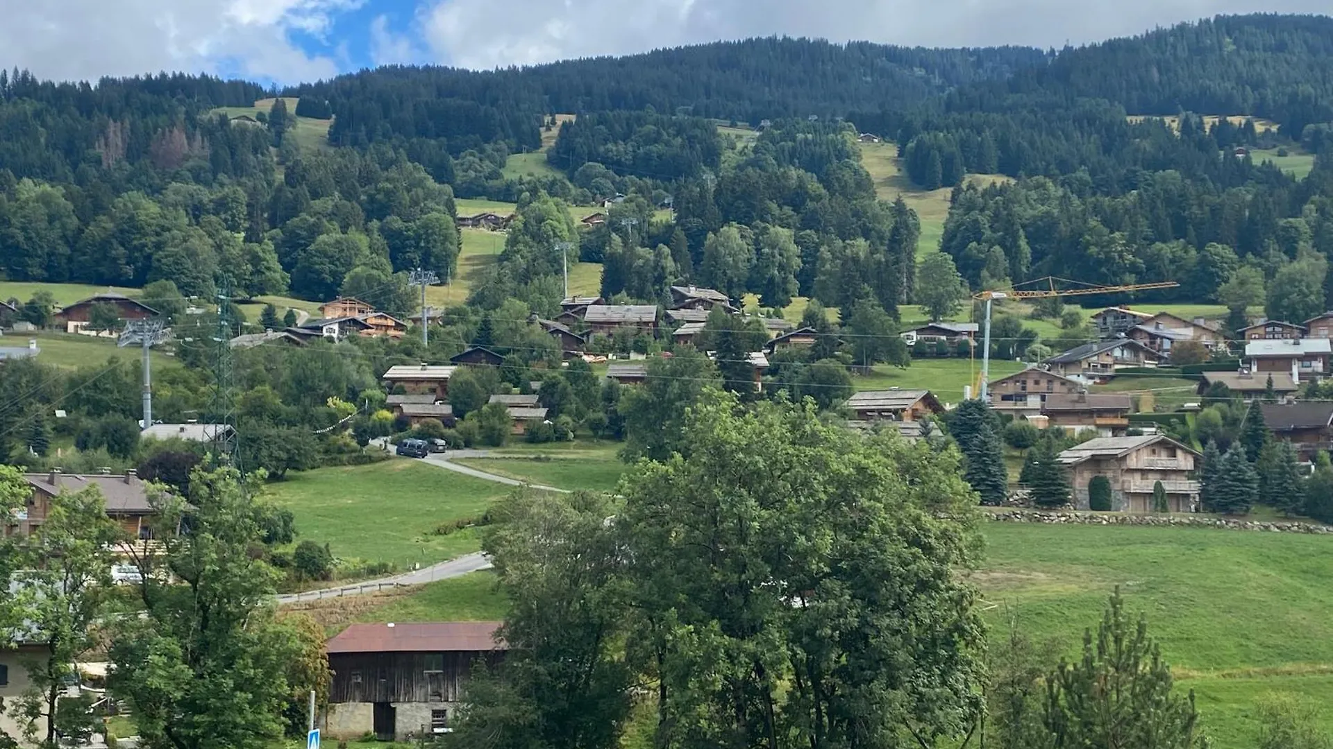 Appartement 71M2 Pres De Megeve, 2 Chambres, Terrasse En Toiture, Parking Couvert, Tennis En Ete Demi-Quartier 0*,
